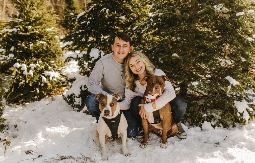 The Story About Us: Richard and Alana, of Driftwood Cottage. Hello and welcome to Driftwood Cottage! We are your hosts, Richard and Alana.